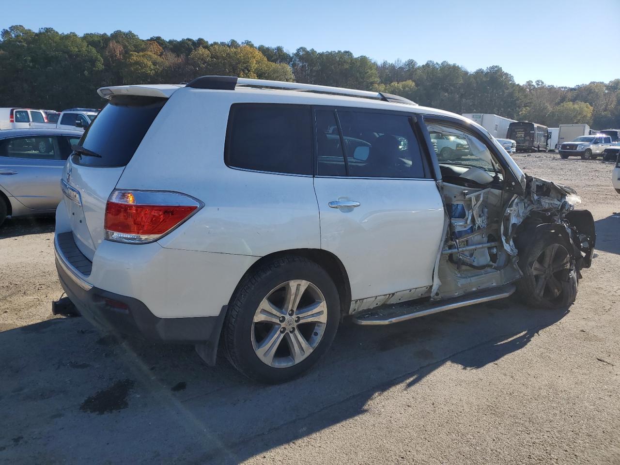 Lot #3030652096 2013 TOYOTA HIGHLANDER