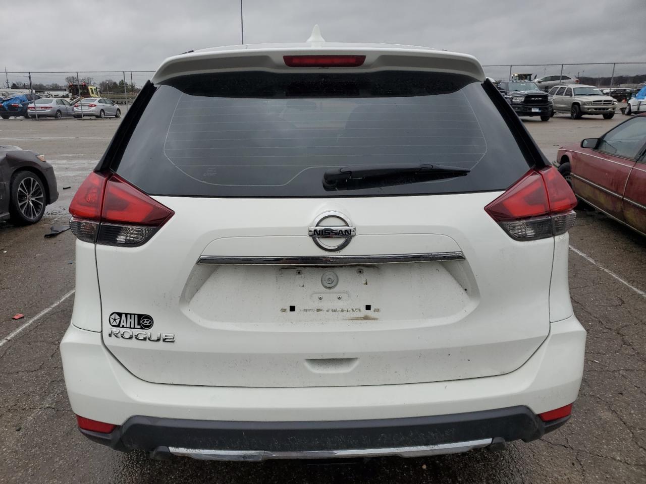 Lot #3049609678 2018 NISSAN ROGUE S