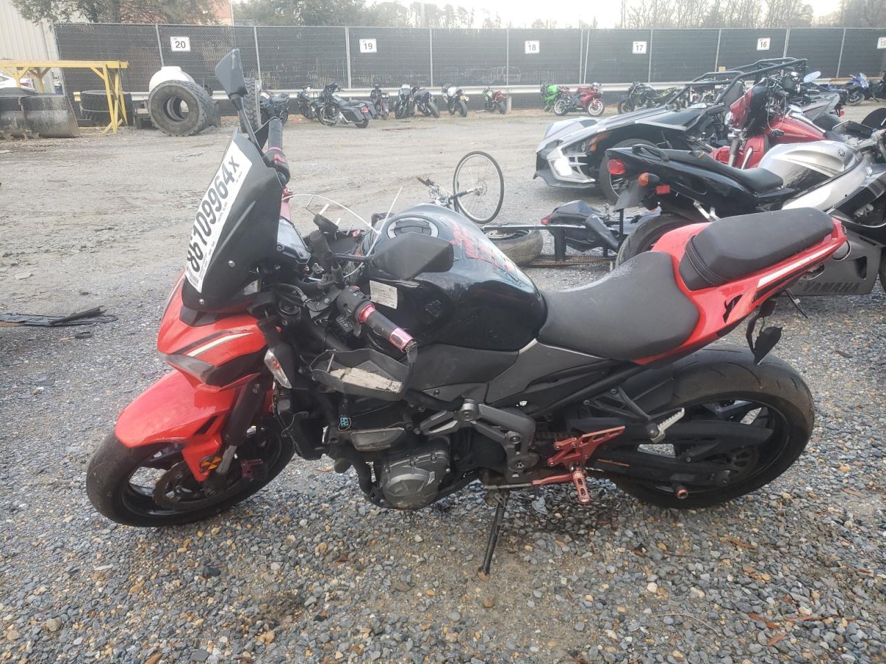 Lot #3041771415 2017 KAWASAKI ZR900