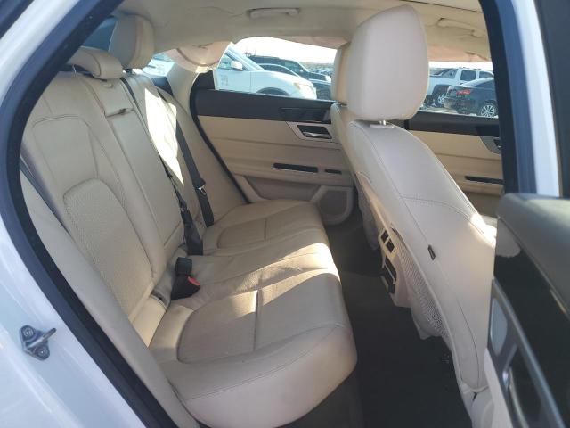 2016 JAGUAR XF PRESTIG SAJBE4BV8GCY02512