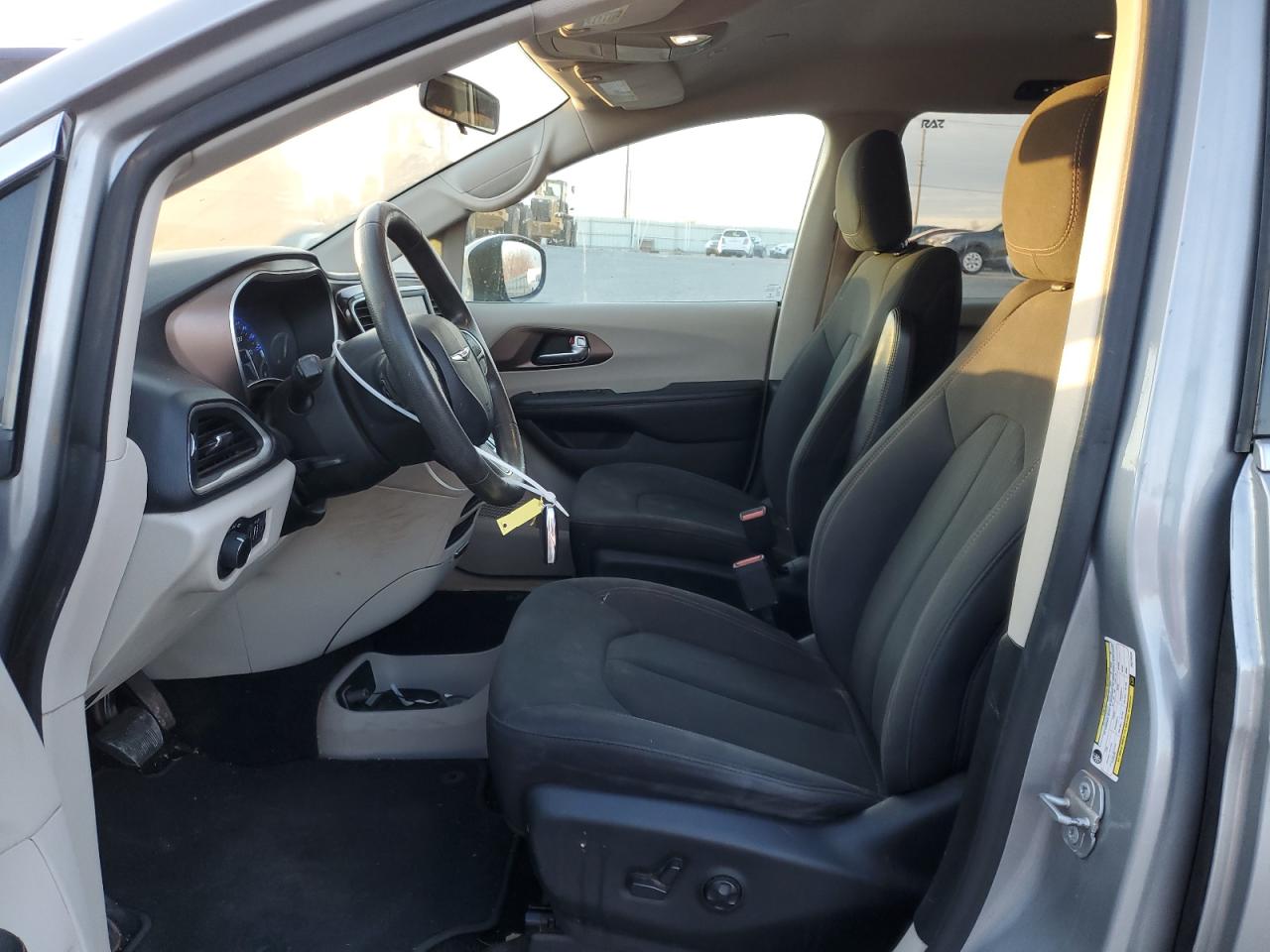 CHRYSLER PACIFICA LX