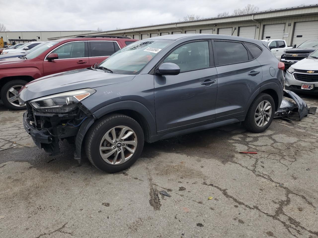 HYUNDAI TUCSON SE