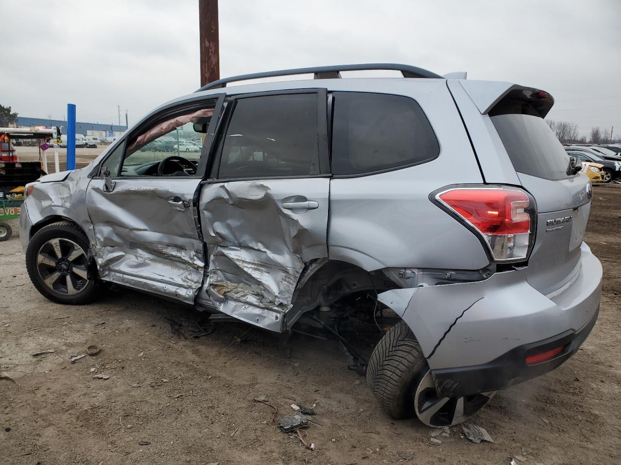 Lot #3048304733 2017 SUBARU FORESTER 2