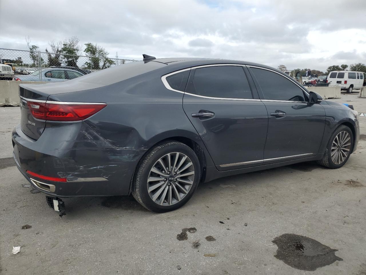 Lot #3028302795 2017 KIA CADENZA PR