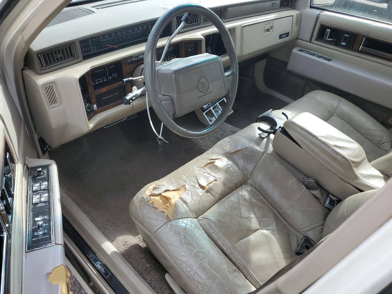 Lot #3036974724 1992 CADILLAC DEVILLE