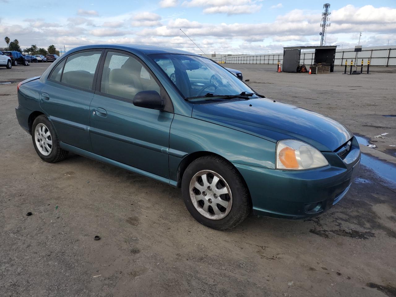 Lot #3044581242 2004 KIA RIO