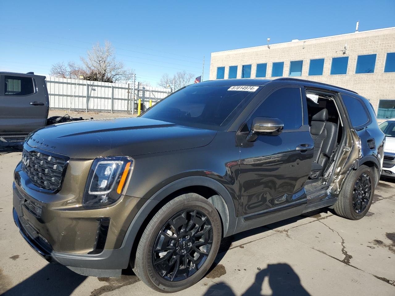  Salvage Kia Telluride