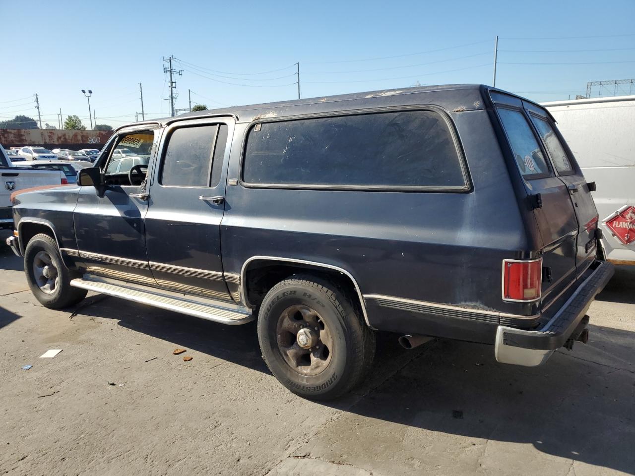 Lot #3037062743 1991 CHEVROLET SUBURBAN R