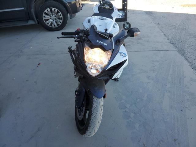 2023 SUZUKI GSX-R600 JS1GN7FA6P7100575