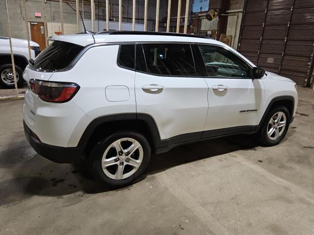 VIN 3C4NJDBN6PT561481 2023 JEEP COMPASS no.3