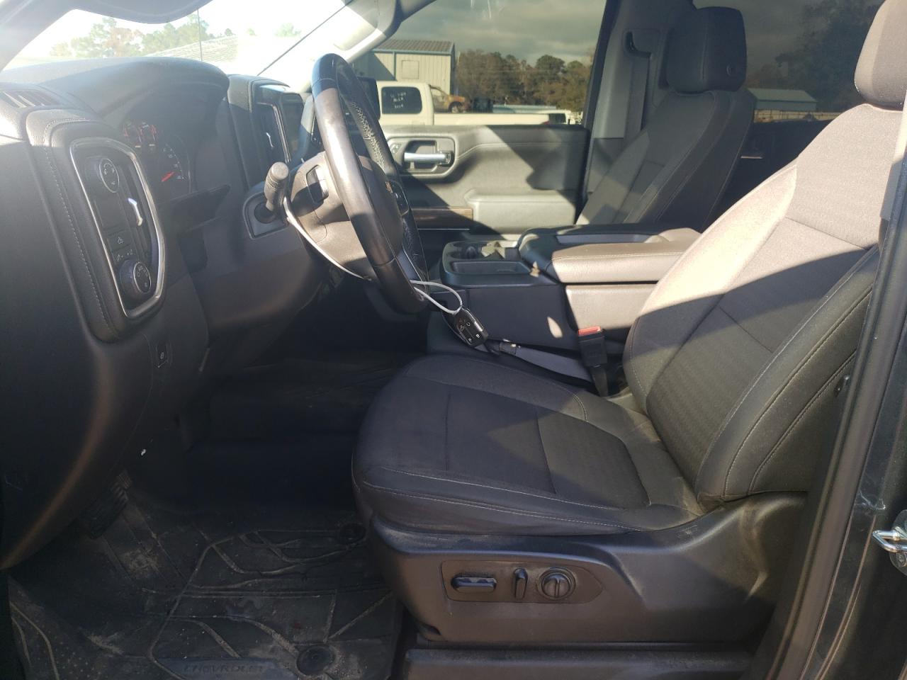 CHEVROLET SILVERADO C1500 LT