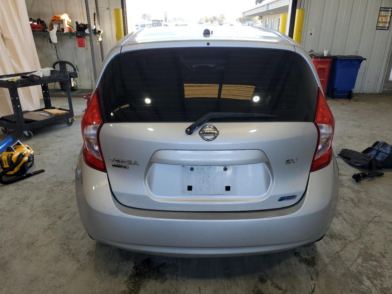 Lot #3029402729 2015 NISSAN VERSA NOTE