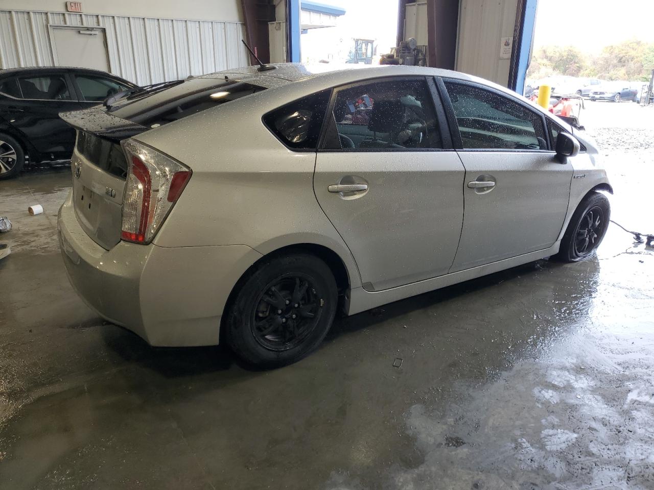 Lot #3028398797 2013 TOYOTA PRIUS