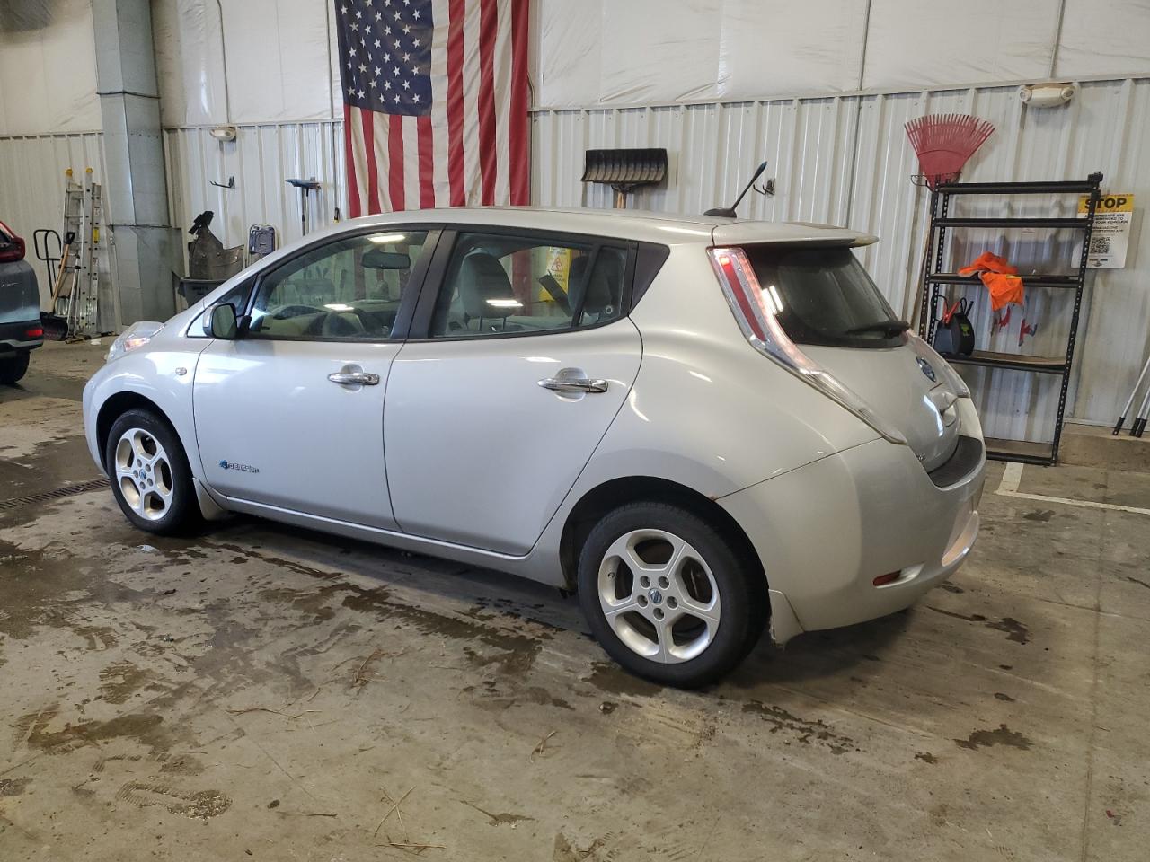 Lot #3034416107 2012 NISSAN LEAF SV