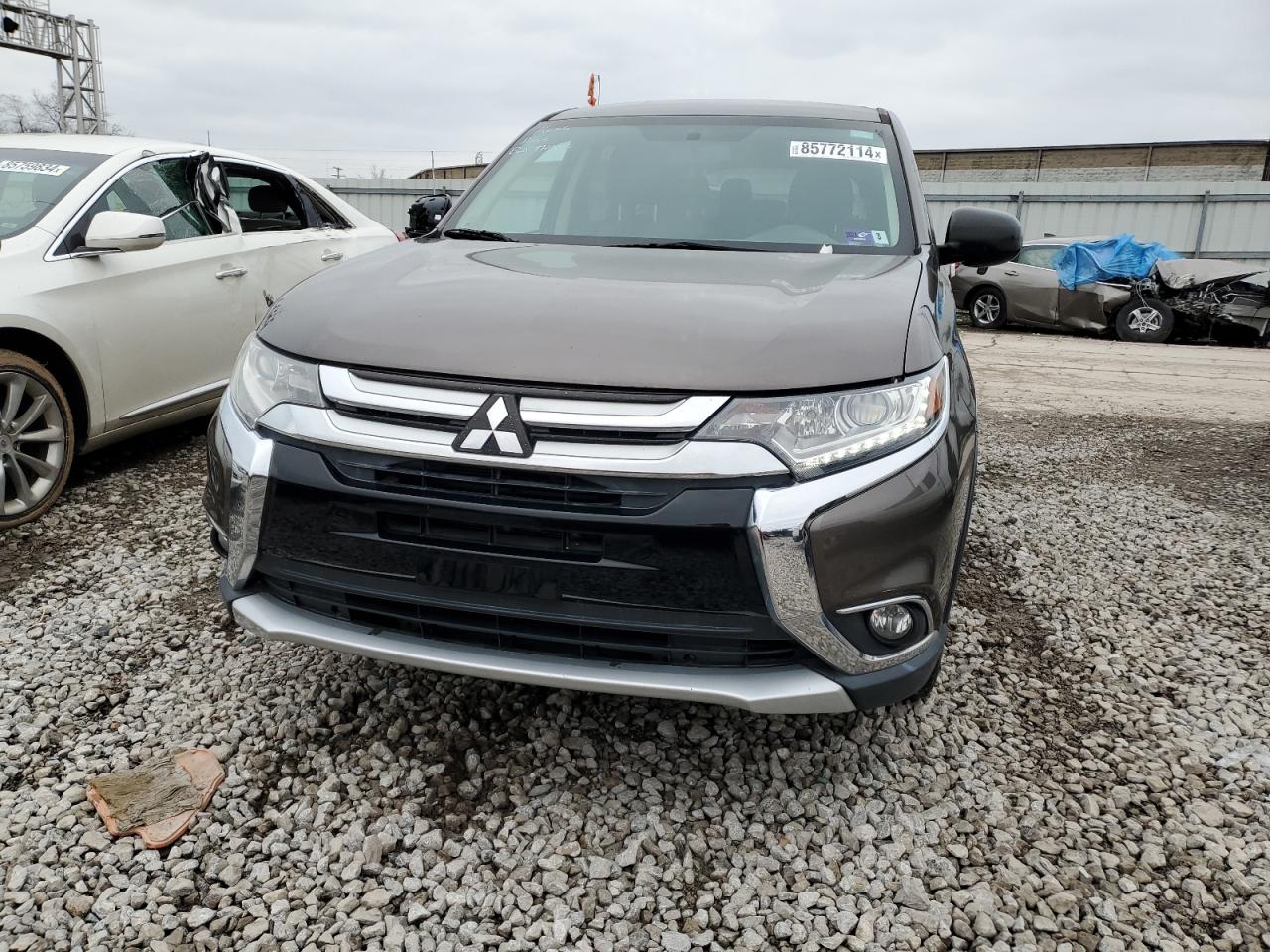 Lot #3033015020 2017 MITSUBISHI OUTLANDER