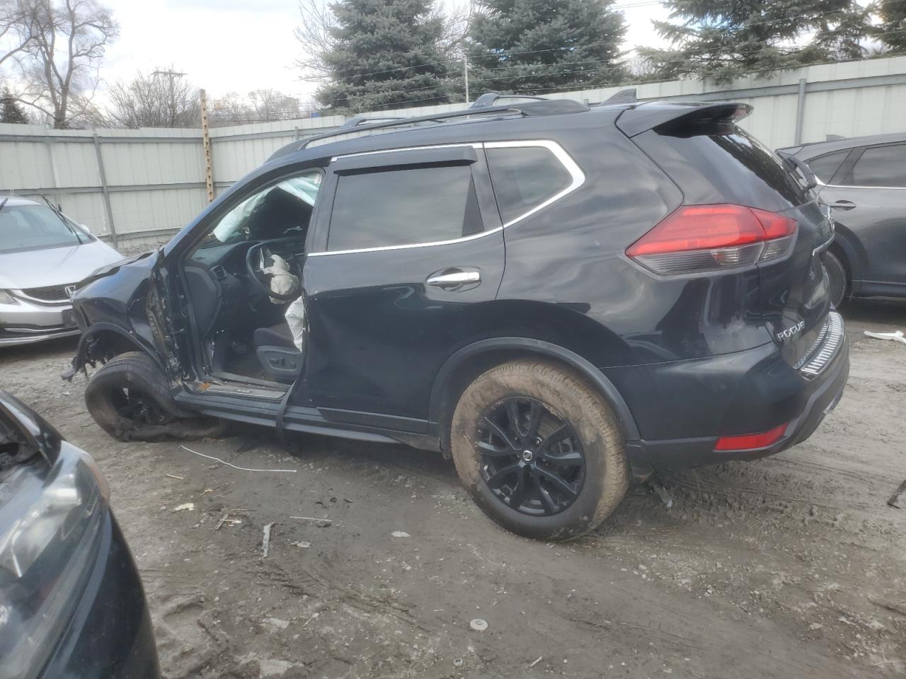 Lot #3052562129 2017 NISSAN ROGUE SV