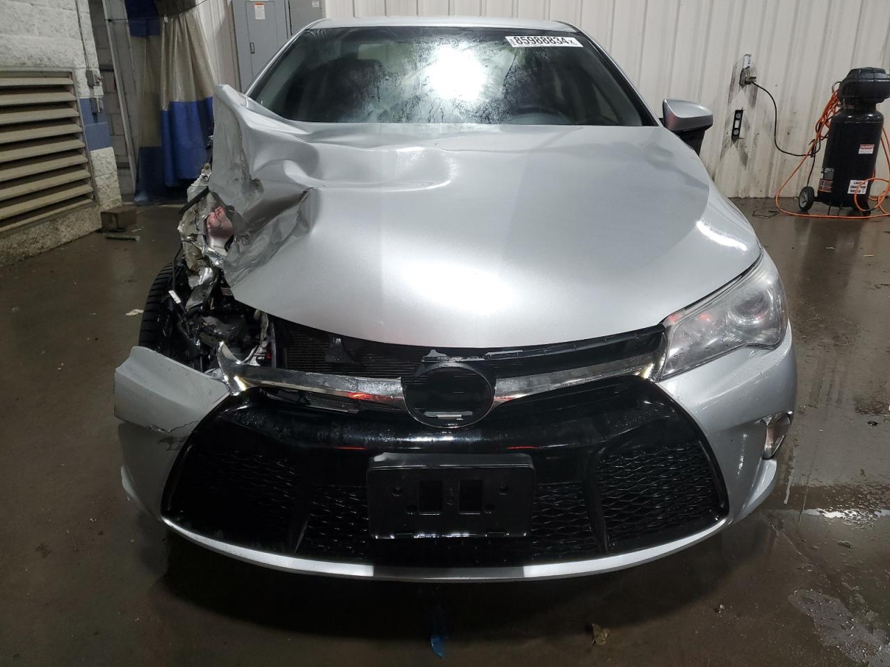 Toyota Camry le 2017