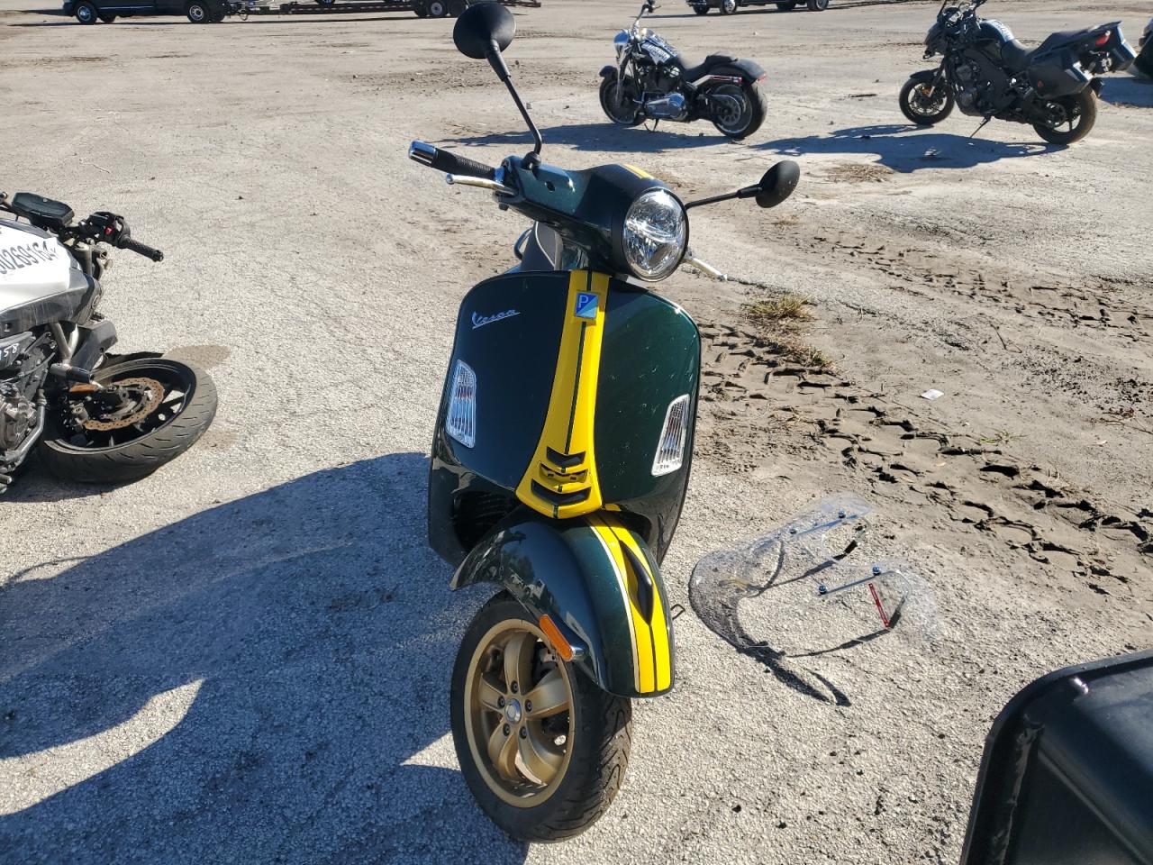 Lot #3027017808 2021 VESPA GTS 300