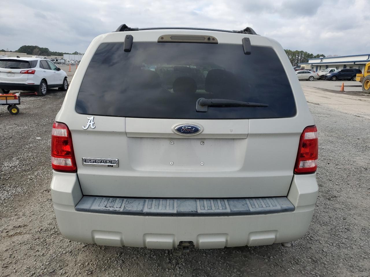 Lot #3030784439 2009 FORD ESCAPE XLT