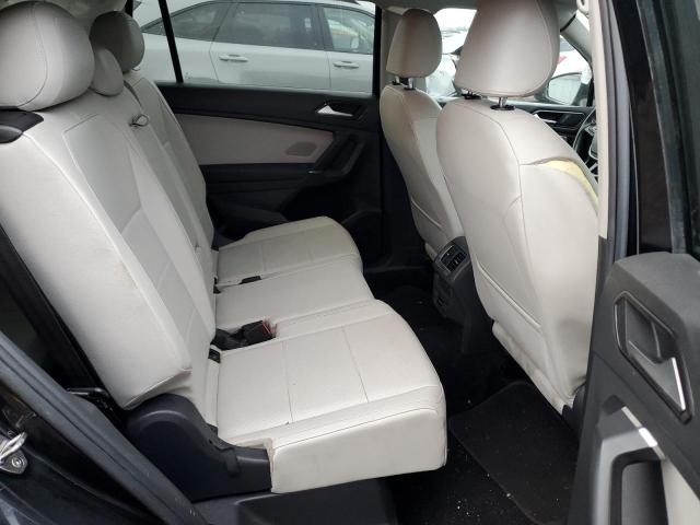 2018 VOLKSWAGEN TIGUAN SE - 3VV3B7AX6JM140369