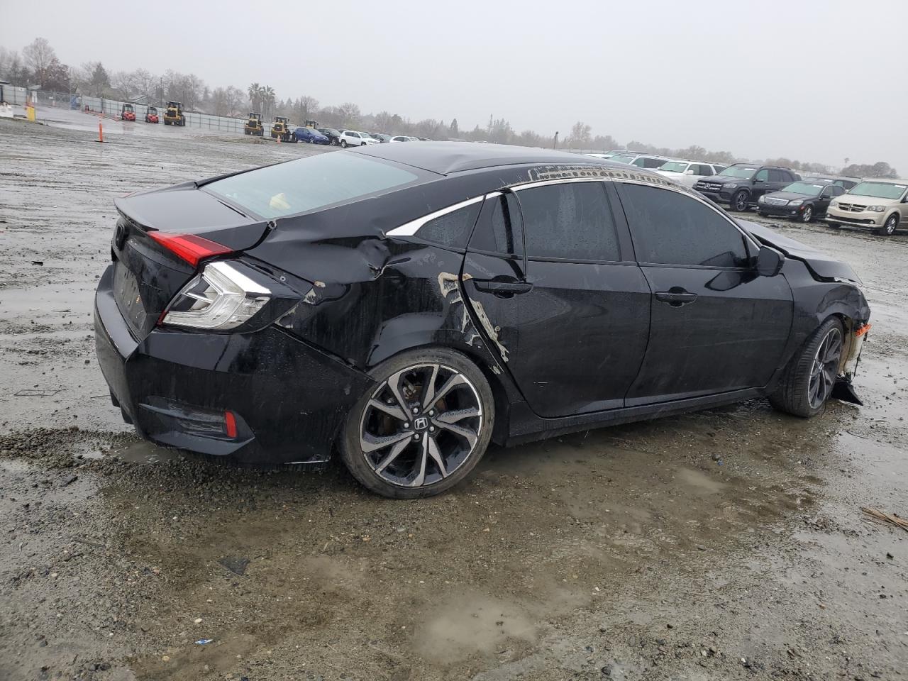 Lot #3033349815 2019 HONDA CIVIC SPOR