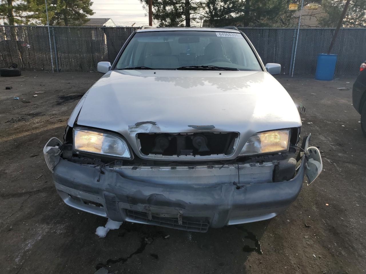 Lot #3026236279 1999 VOLVO V70 XC