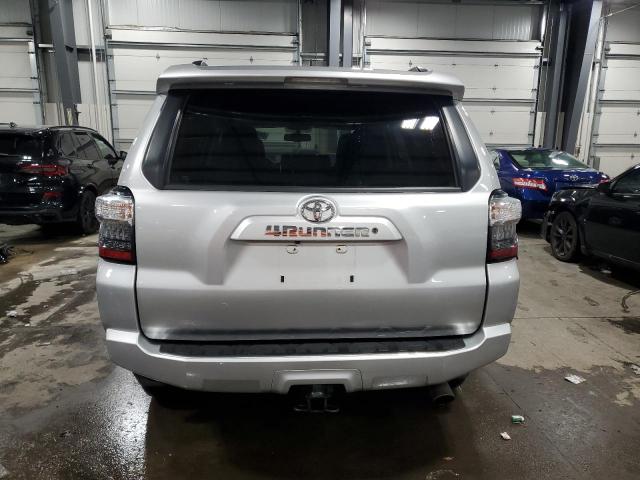 2019 TOYOTA 4RUNNER SR - JTEBU5JR1K5624303