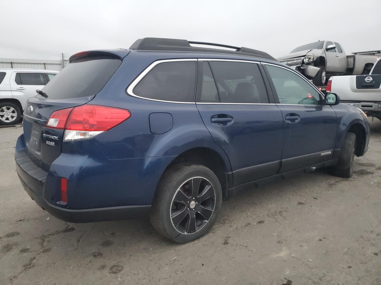 Lot #3029325724 2011 SUBARU OUTBACK 2.