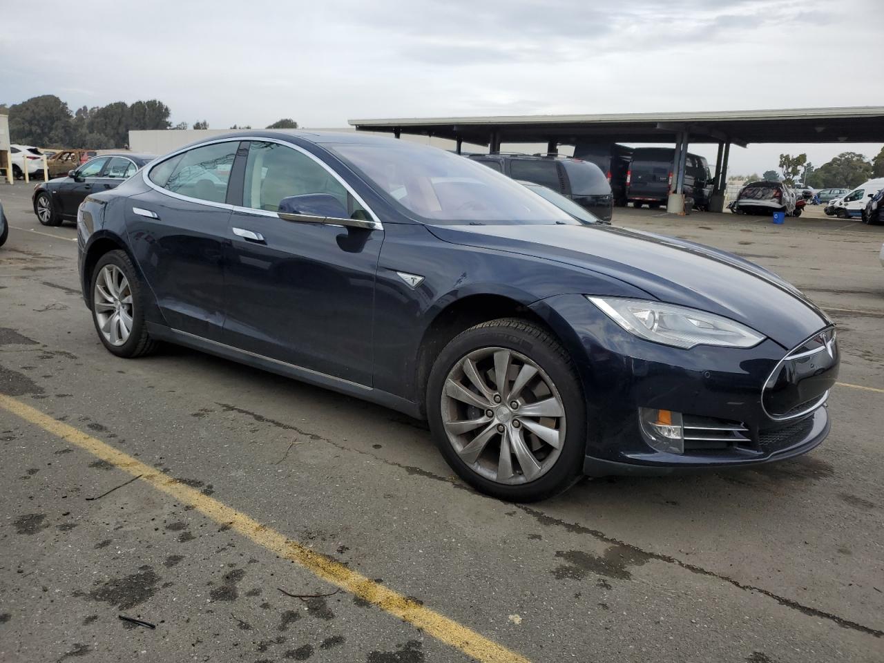 Lot #3041957206 2013 TESLA MODEL S