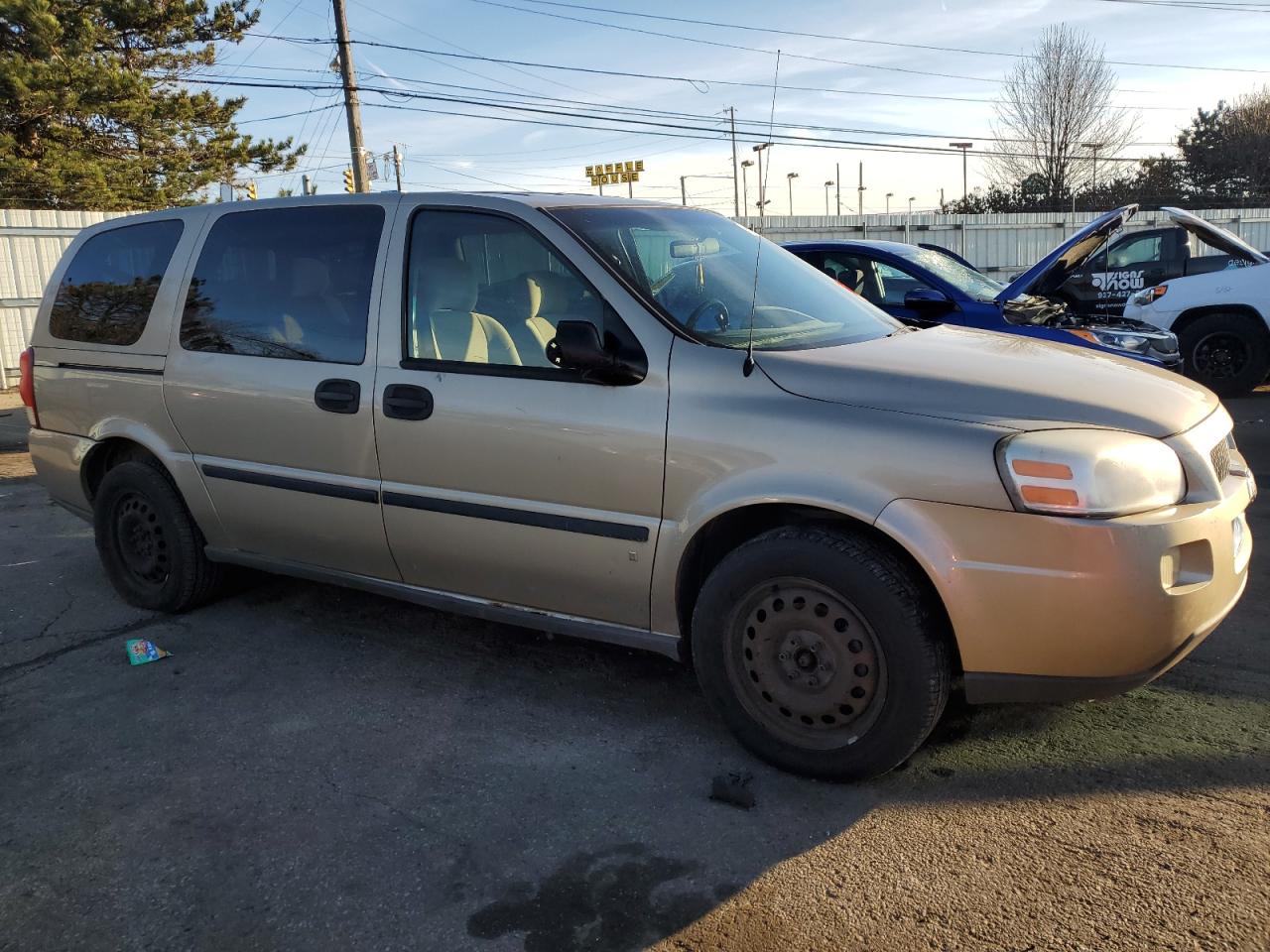 Lot #3041875547 2006 CHEVROLET UPLANDER L