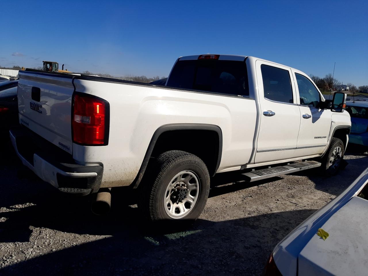 GMC SIERRA K2500 DENALI