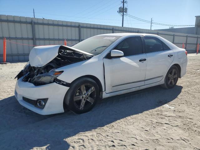 VIN 4T1BF1FK4EU341791 2014 TOYOTA CAMRY no.1