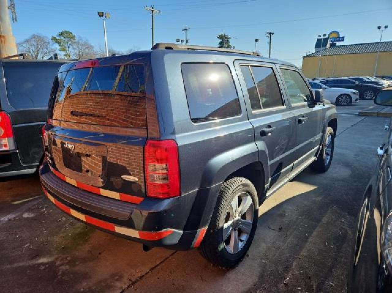 Lot #3033052010 2014 JEEP PATRIOT LA