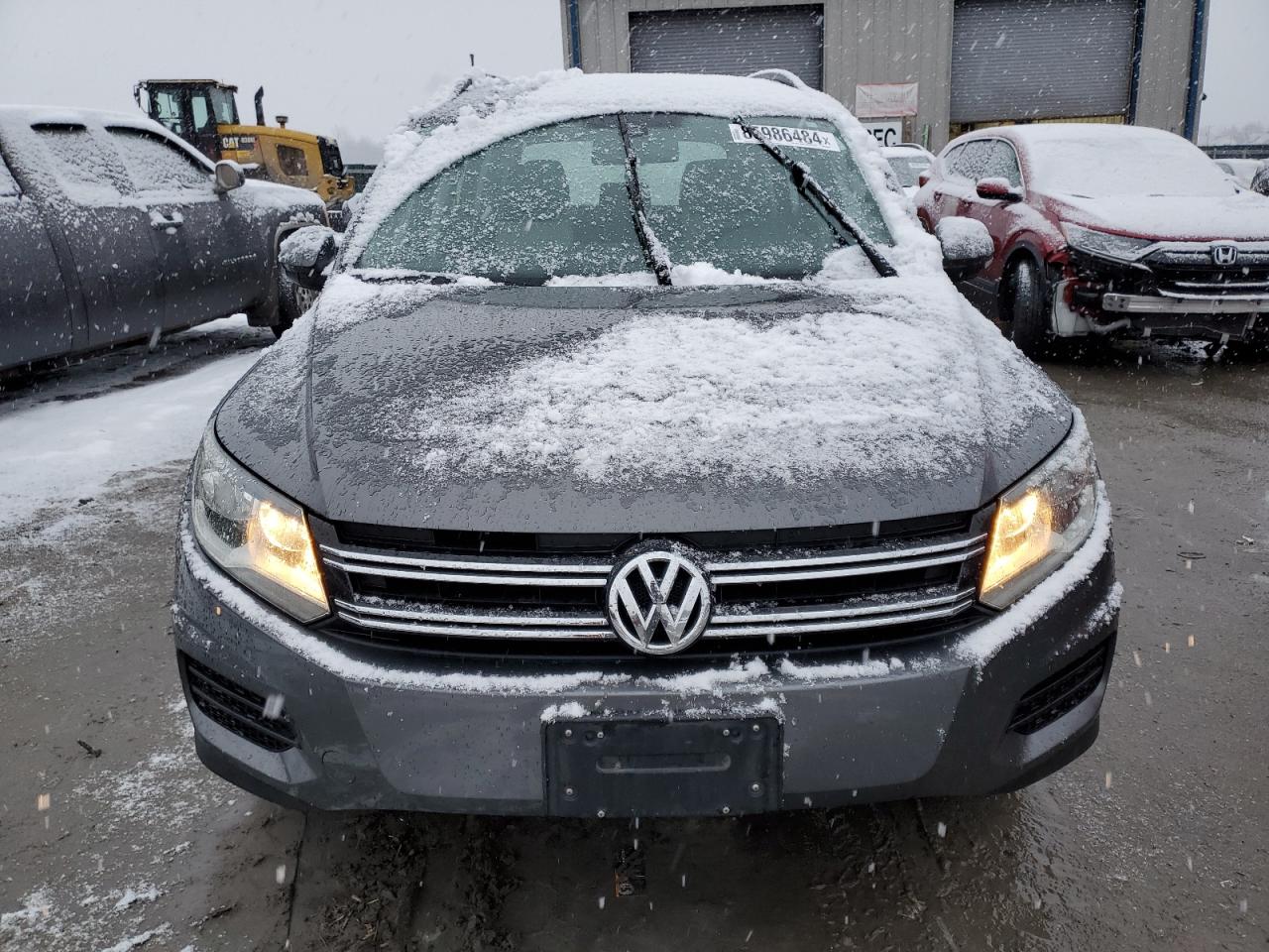 Lot #3034376062 2016 VOLKSWAGEN TIGUAN S