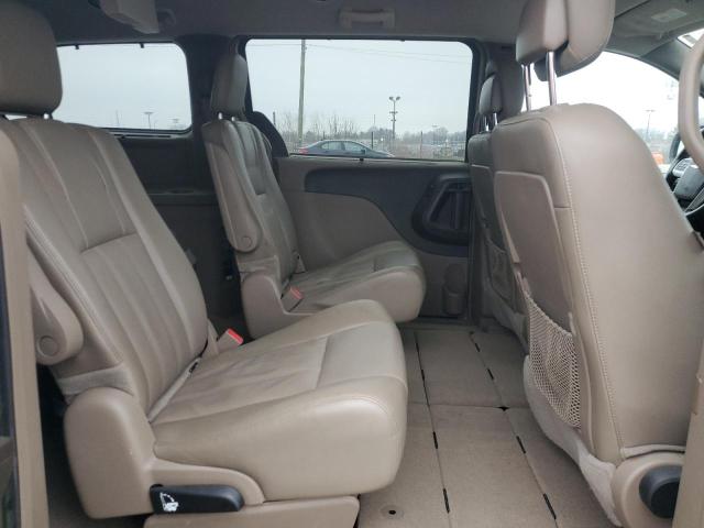 2015 CHRYSLER TOWN & COU - 2C4RC1BG9FR577638