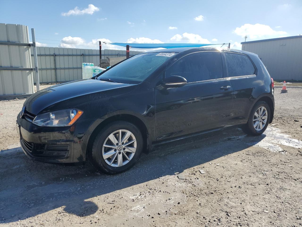 VOLKSWAGEN GOLF BASE / S