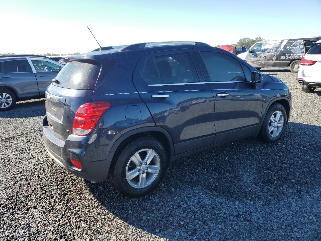 Lot #3033022016 2019 CHEVROLET TRAX 1LT