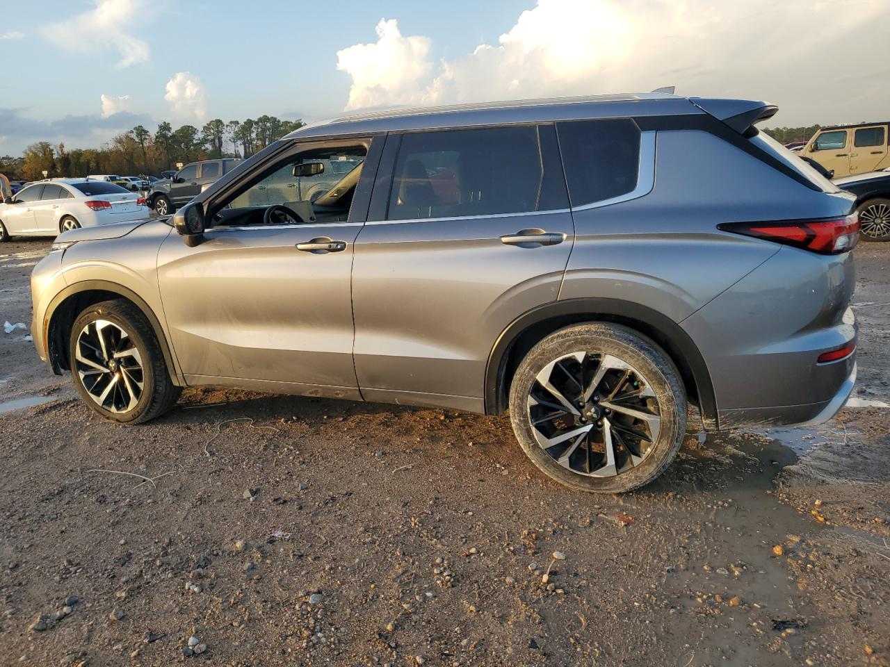 Lot #3029332683 2022 MITSUBISHI OUTLANDER