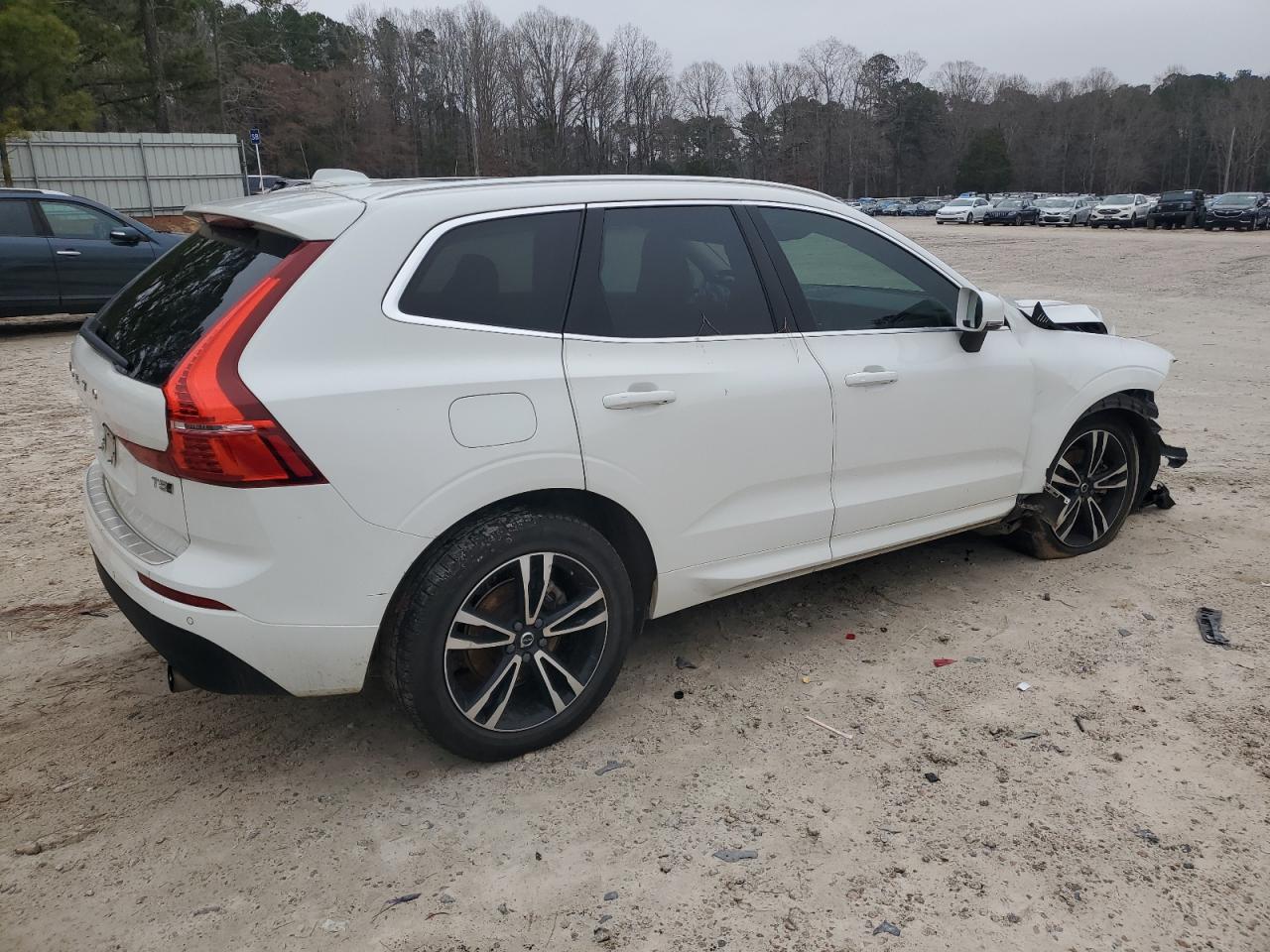 Lot #3034433772 2020 VOLVO XC60 T5 MO