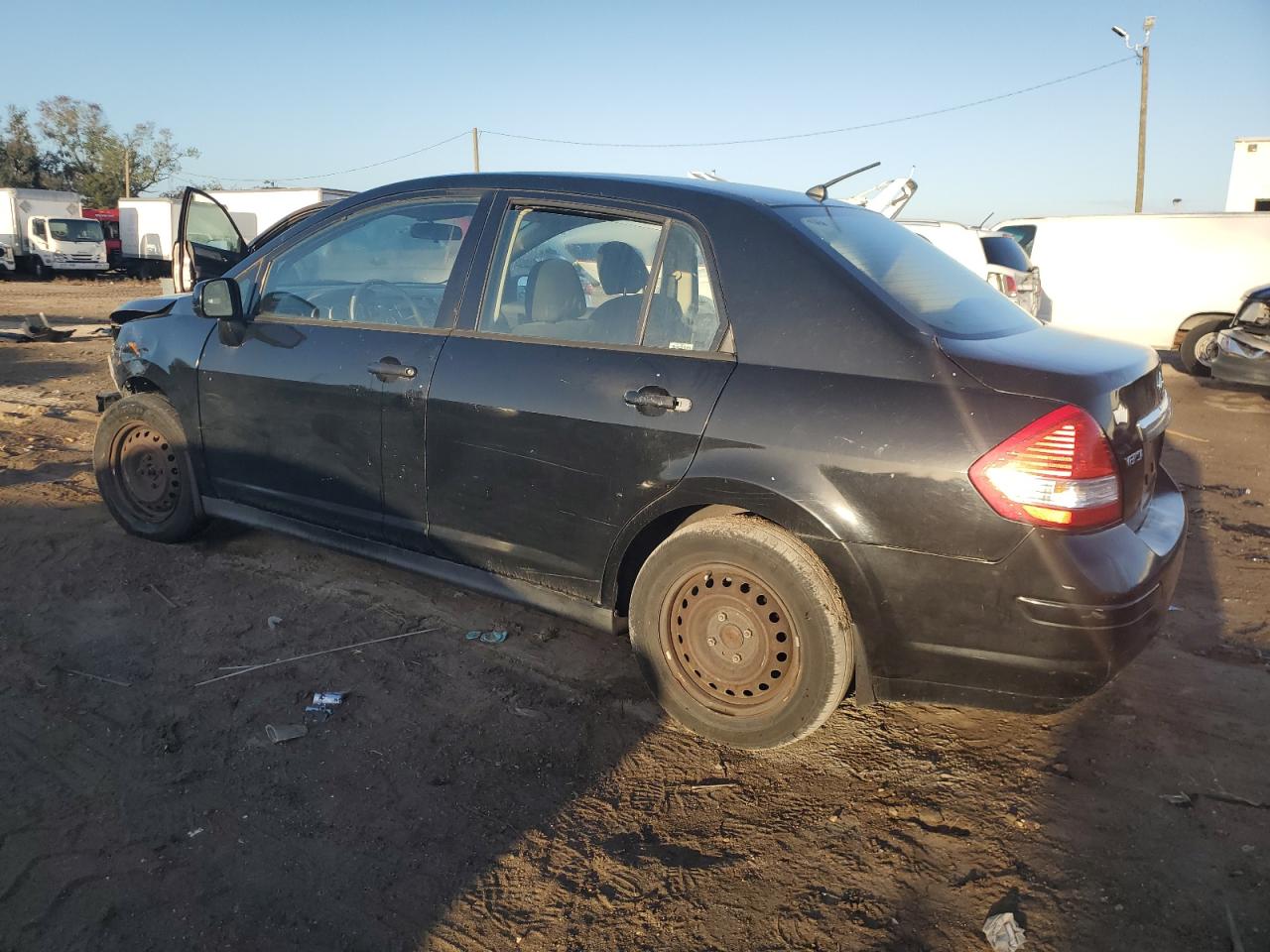 Lot #3034289078 2010 NISSAN VERSA S