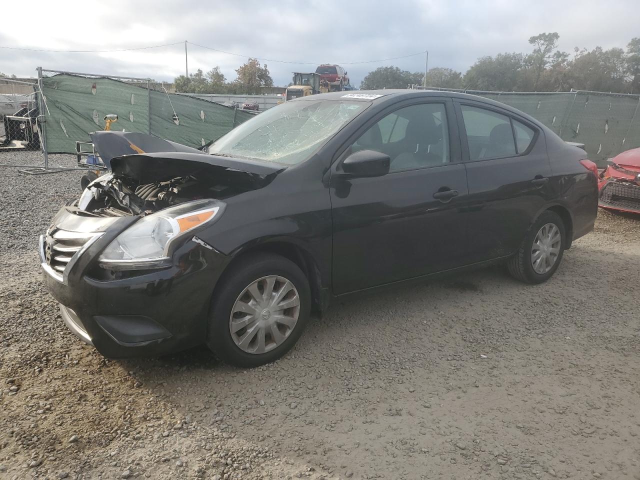 Lot #3030219136 2018 NISSAN VERSA S