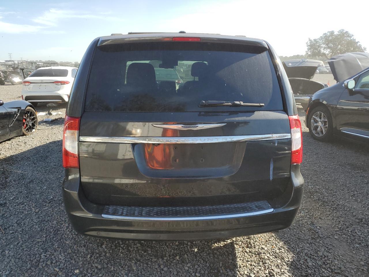 Lot #3033020997 2011 CHRYSLER TOWN & COU