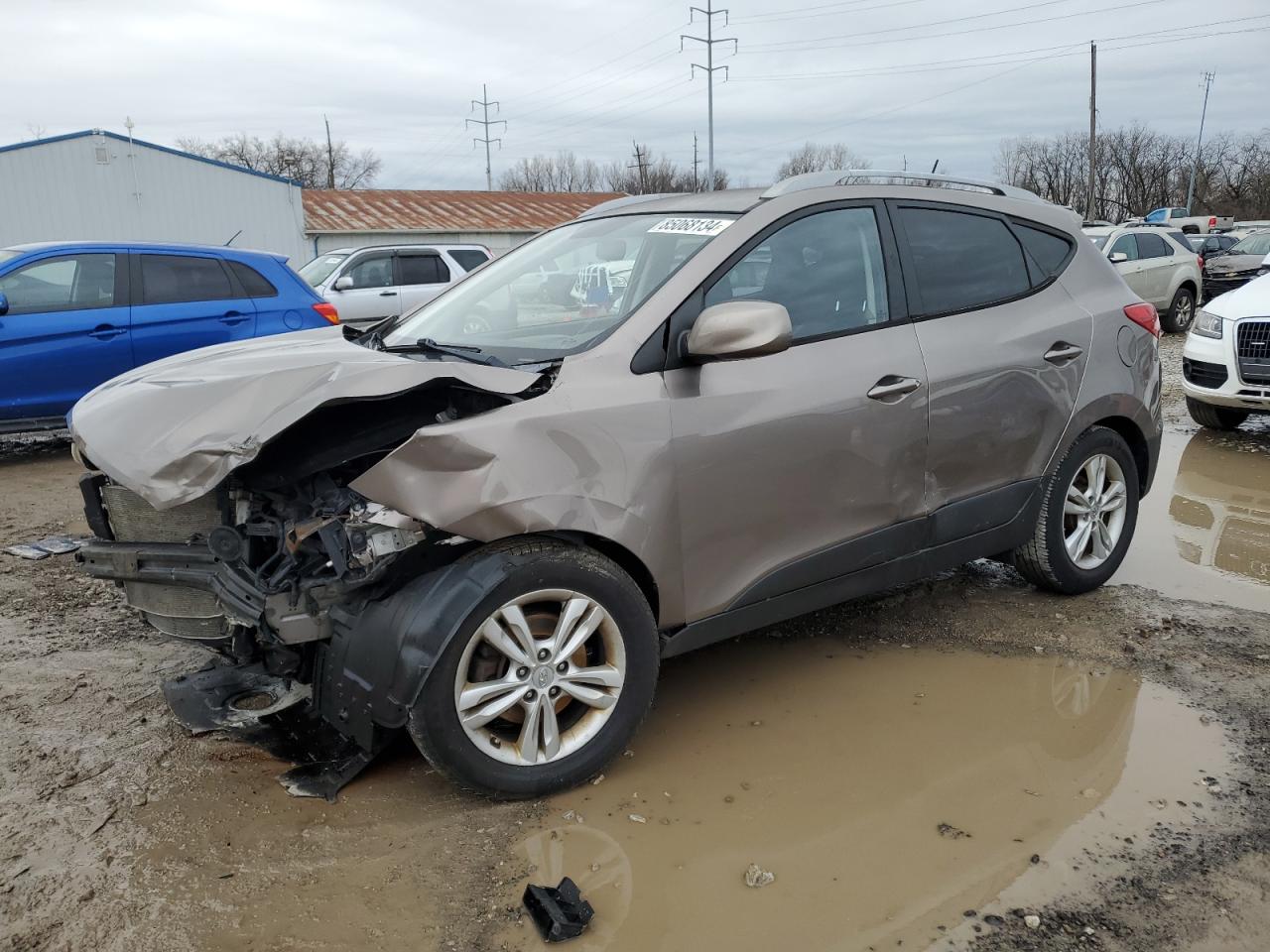  Salvage Hyundai TUCSON