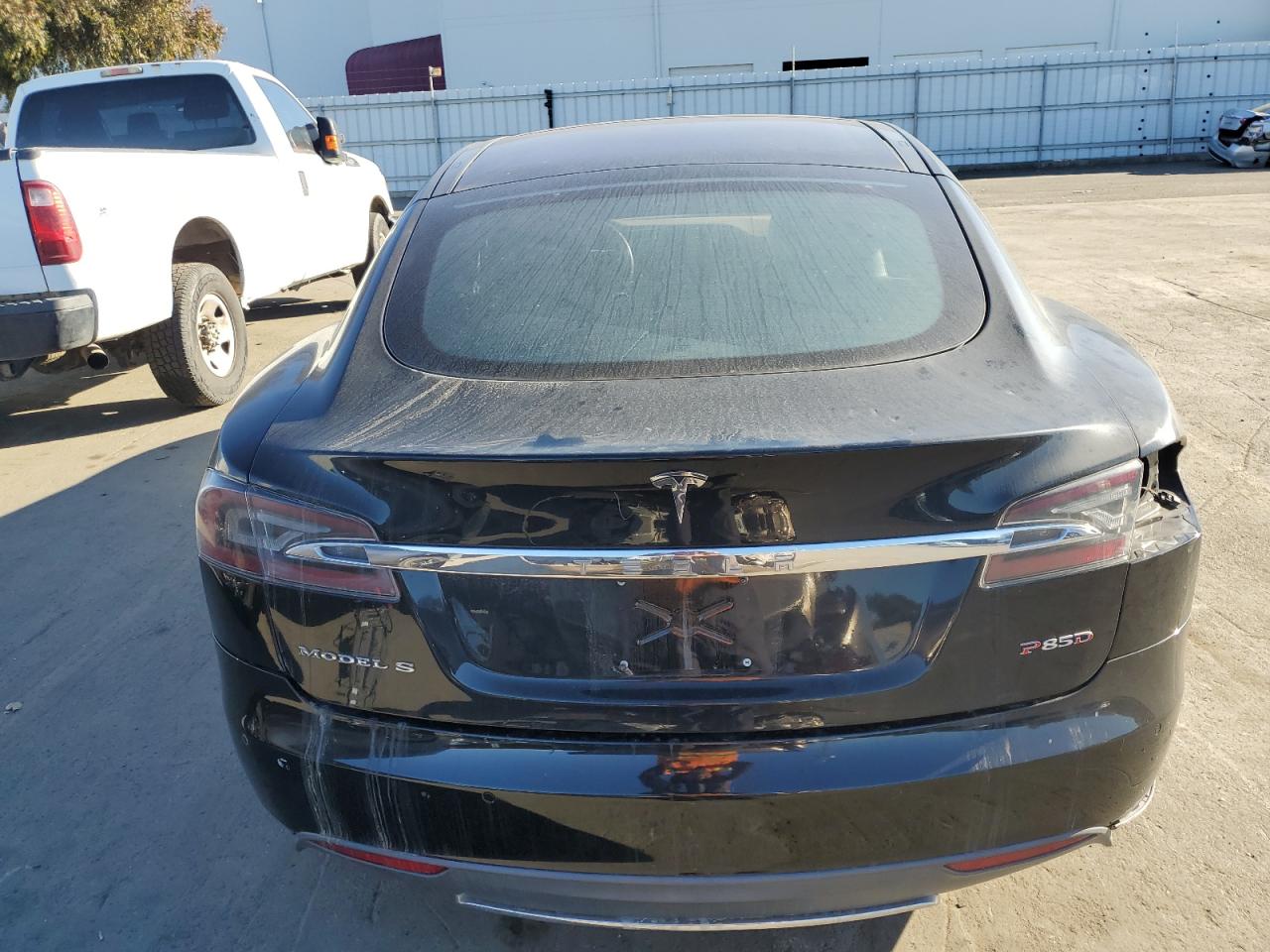 Lot #3037962208 2015 TESLA MODEL S