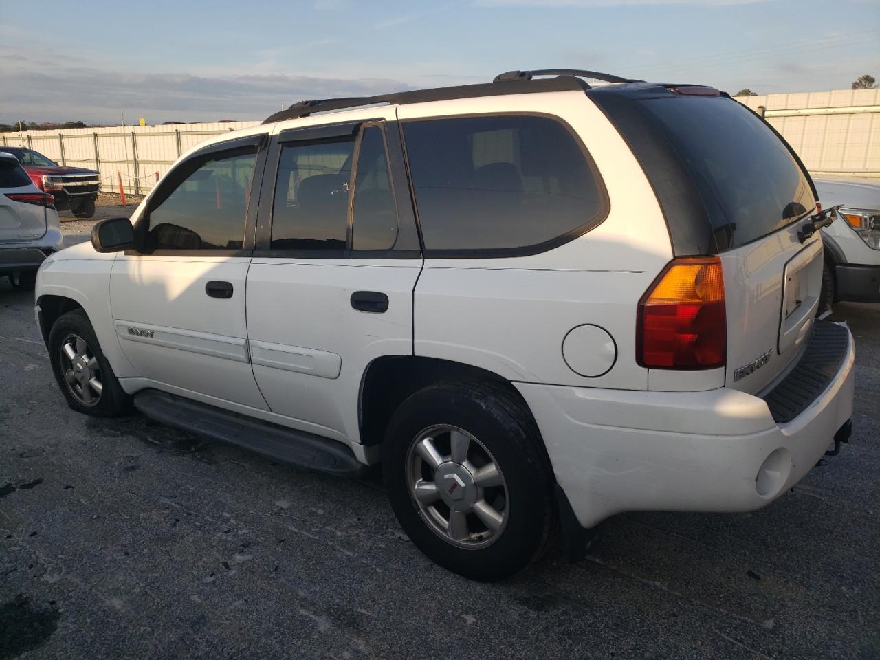 Lot #3030714110 2004 GMC ENVOY