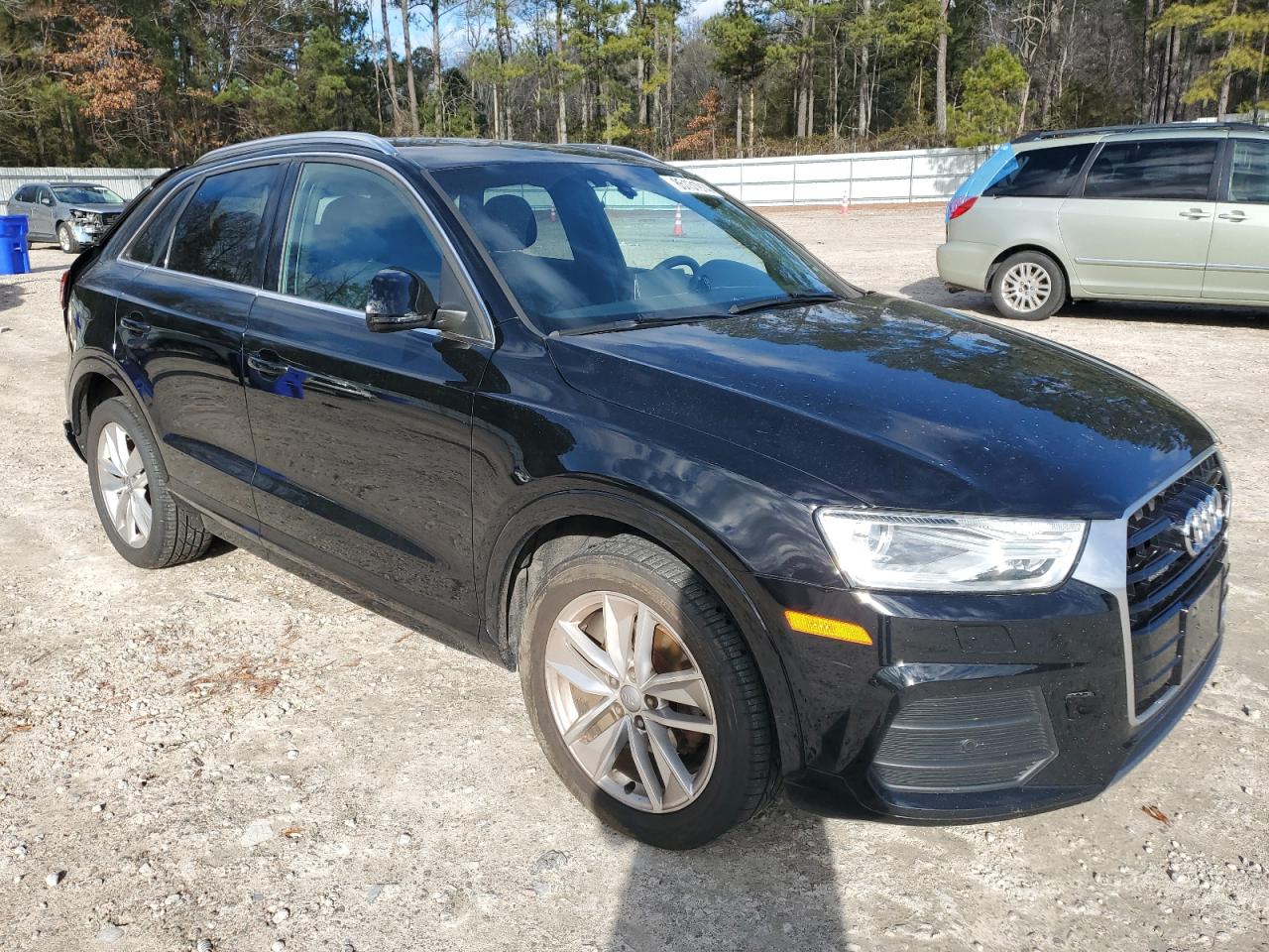 AUDI Q3 PREMIUM PLUS