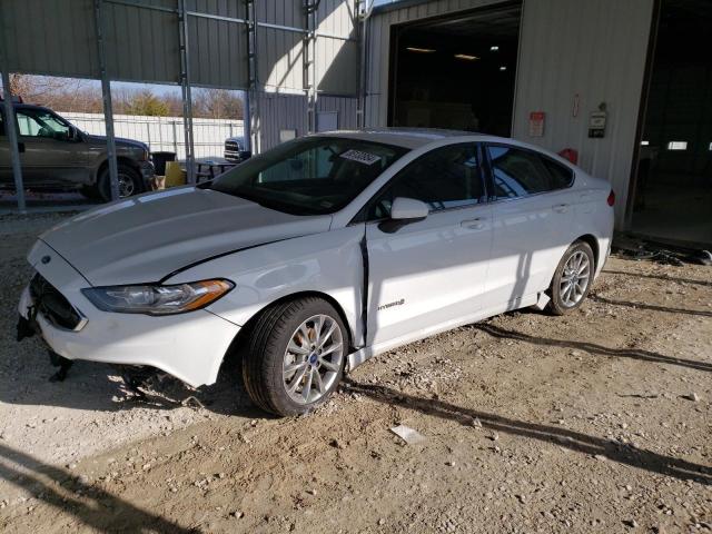 Vin: 3fa6p0lu3hr400639, lot: 85133954, ford fusion se hybrid 2017 img_1