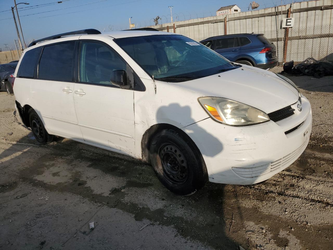 Lot #3032994001 2005 TOYOTA SIENNA CE