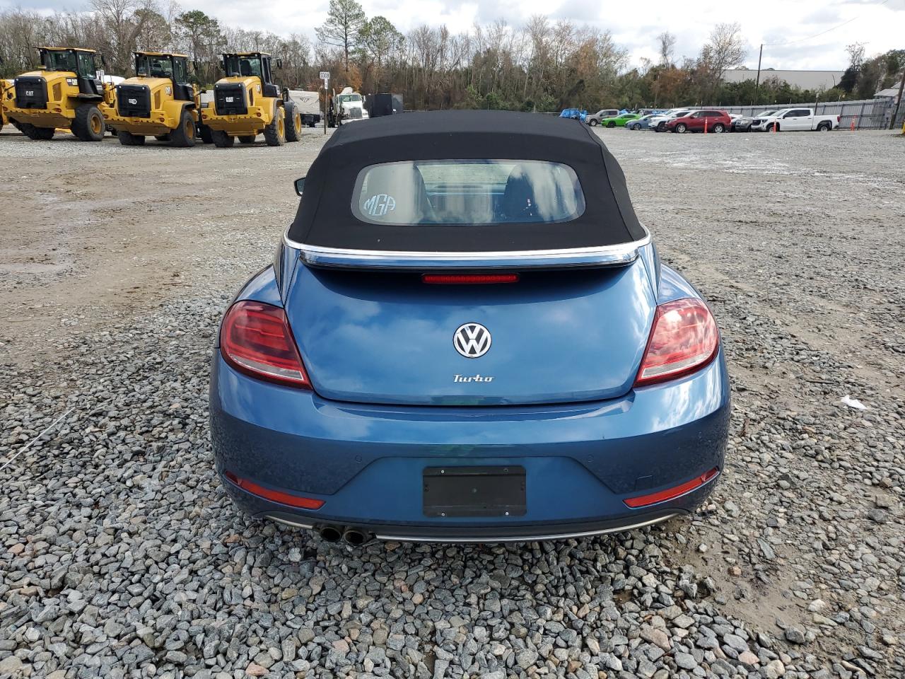 Lot #3025784322 2019 VOLKSWAGEN BEETLE S