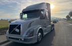 Lot #3025101271 2016 VOLVO VN VNL